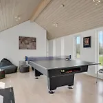 Five-bedroom In Rudkobing *