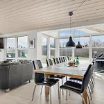 度假居 Five-bedroom In Rudkobing